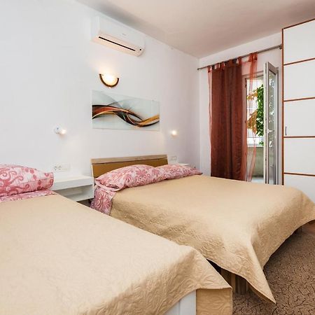 Deluxe New Kastela Agneza Apartment Near Splitairport Exterior foto